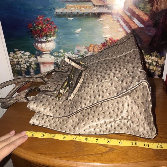 Del Mano Ostrich-Look Large Tote Bag - Picture 4 of 13